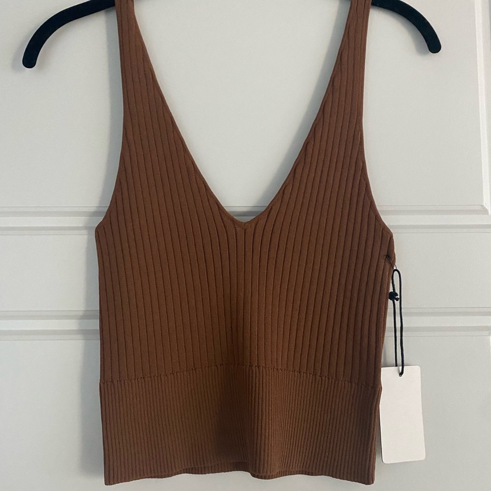 Line & Dot Lynn Ribbed Tank - Picture 2 of 4